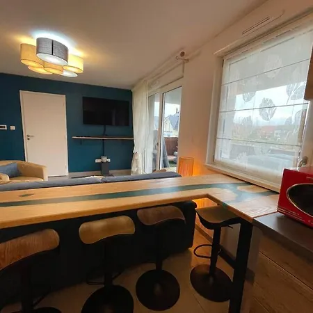 - Note Boisee - Terrasse & Parking